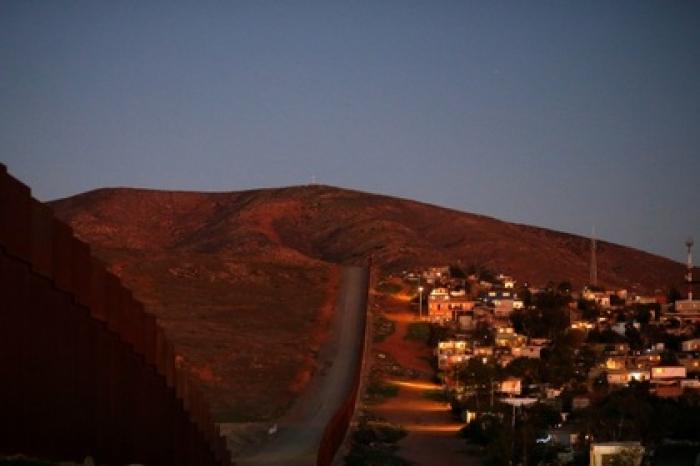 На границе Мексики и США обнаружили туннель