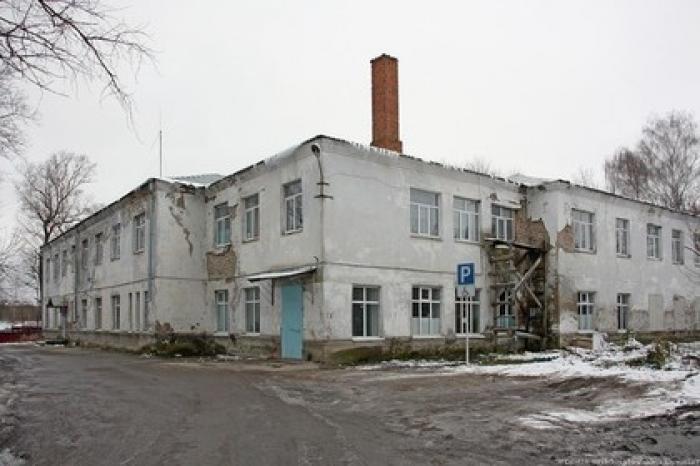 Посоветовавшая врачам помыть полы чиновница убралась в больнице