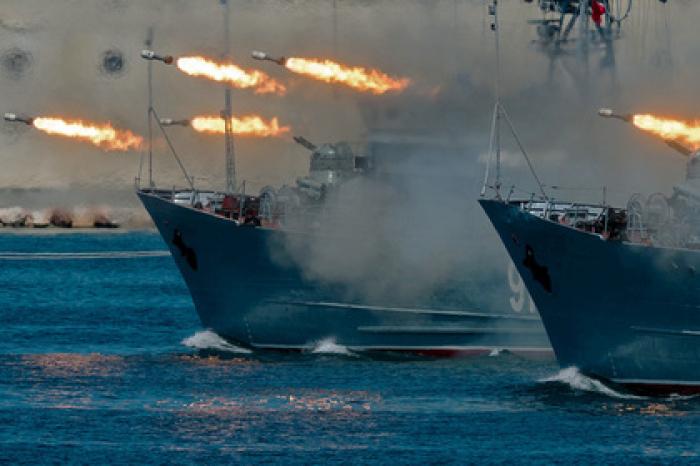 Российские корабли постреляют в Средиземном море