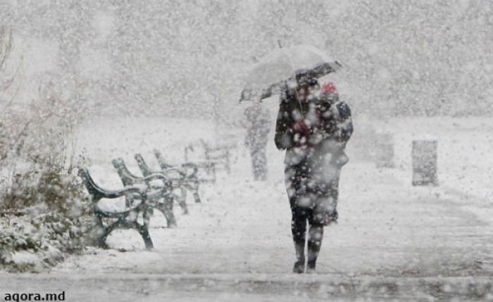 Синоптики предупреждают: На Молдову надвигается циклон с сильными снегопадами!