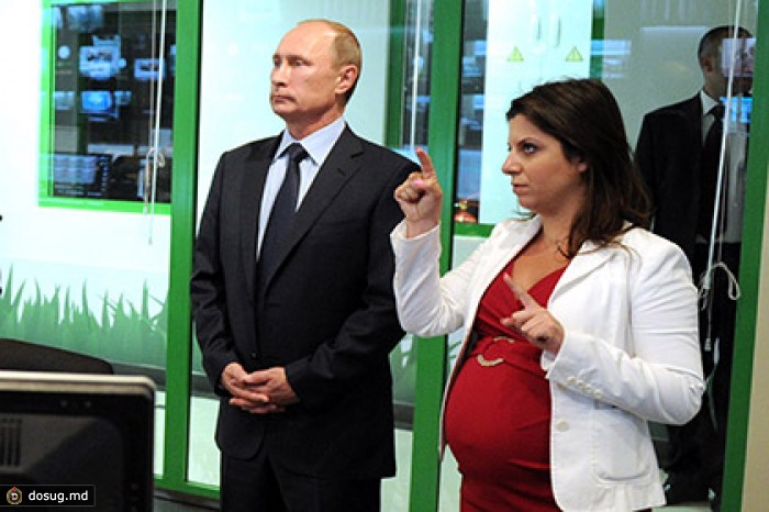 Захарова призвала не показывать сенаторам США фото Путина с беременной Симоньян