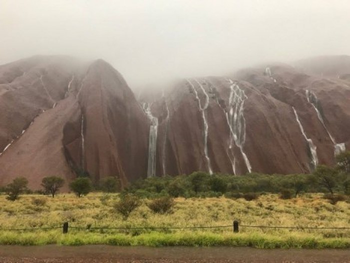 Из-за дождей в Австралии закрыли национальный парк