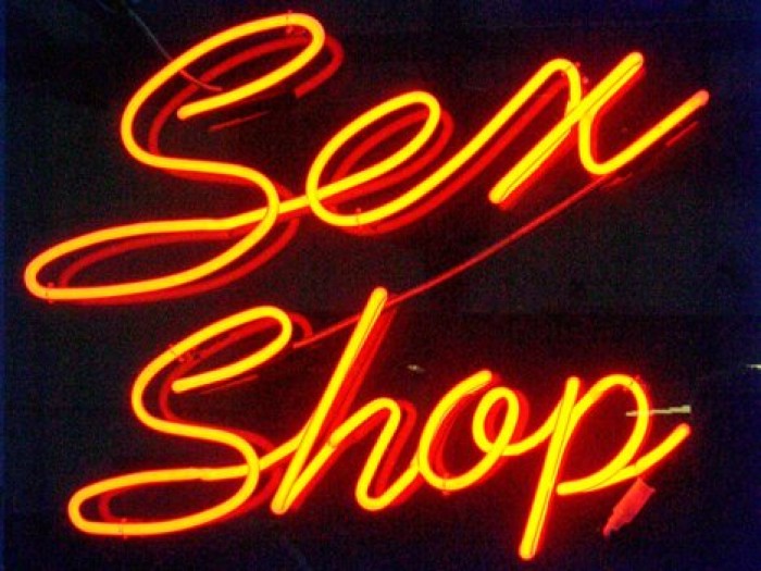 igri-onlayn-sekretar-seks-shopa-vakansiya