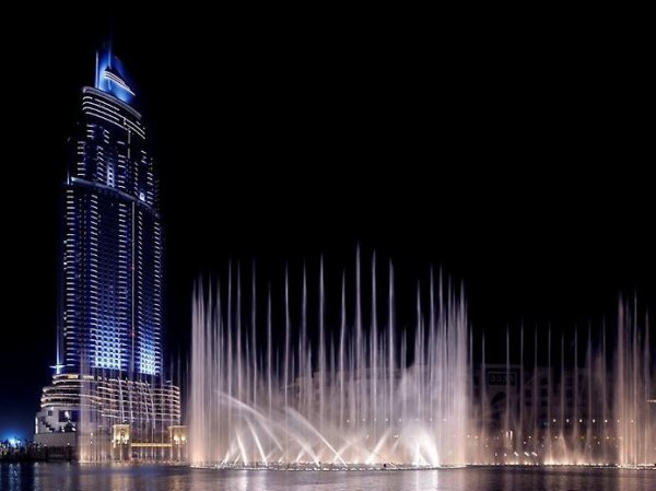 «Поющий» фонтан в Дубае