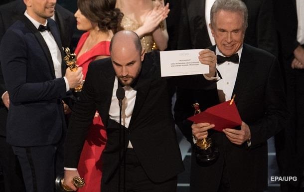 Регламент вручения Оскара изменится после скандала на последней церемонии