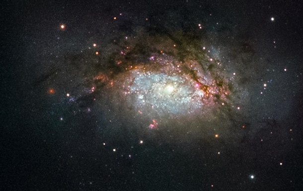 Телескоп Hubble заснял гигантское космическое "ДТП"