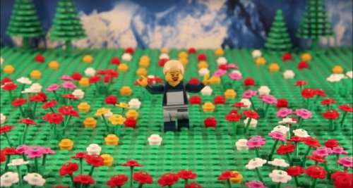 Известные сцены из фильмов блестяще воспроизведены из LEGO