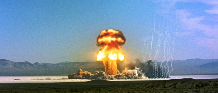Взрывы атомных бомб США, ранее нигде не публиковавшиеся