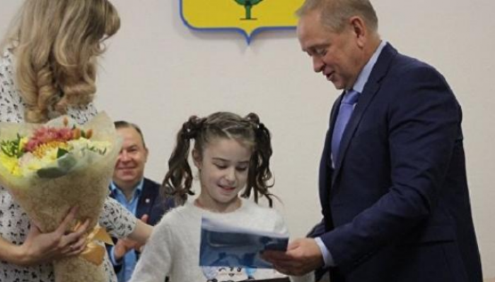 Волгоградская школьница попала в Книгу рекордов за подтягивания