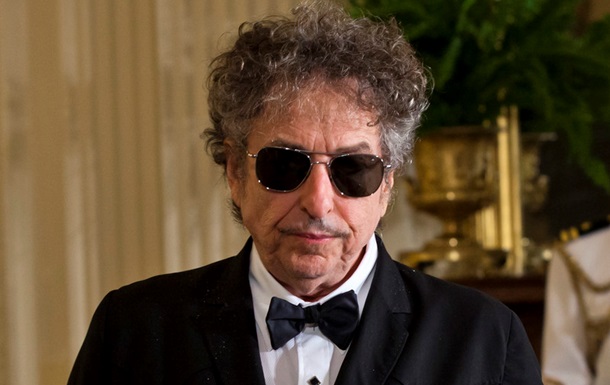 Боб Дилан примет Нобелевскую премию по литературе