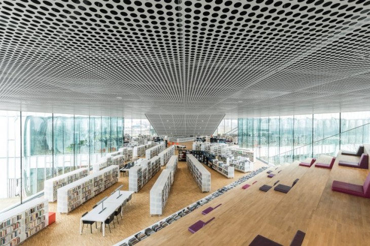Новая крупная библиотека на севере Франции
