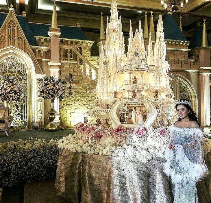 Эпические свадебные торты от семейной пекарни