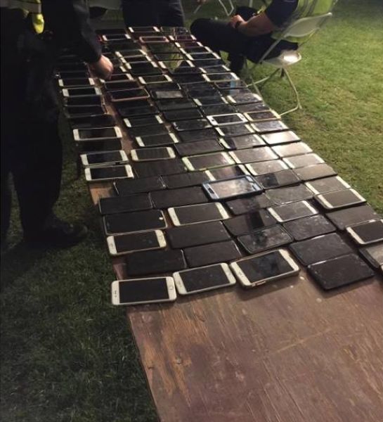 За первый день фестиваля Коачелла карманник украл больше сотни мобильников