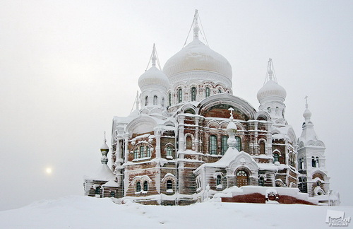 Петр Захаров, Белогорский монастырь