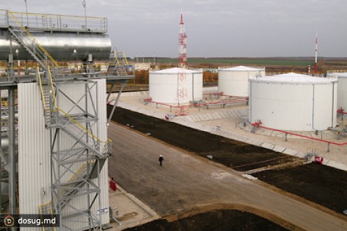 «Лукойл» купил вовлеченную в скандал с ОПГ «Индейцы» нефтекомпанию