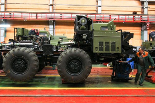 «Ростех» решил купить завод тягачей для С-300 в Белоруссии