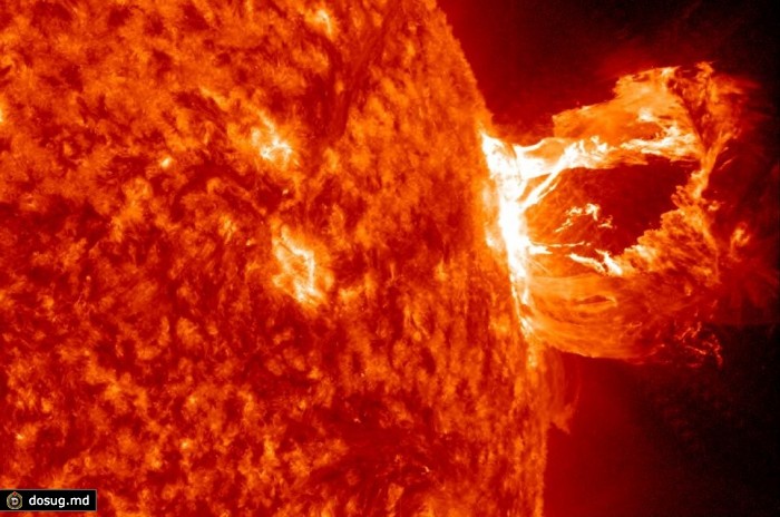 Обсерватория NASA зафиксировала на солнце взрыв