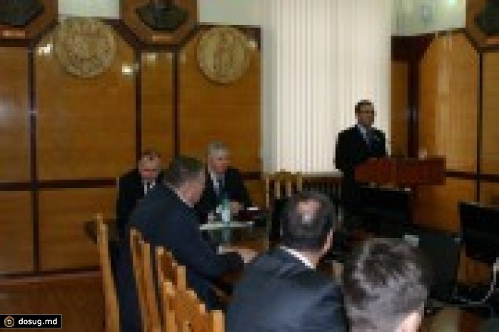 1 марта Посол Украины в Республике Молдова Иван Гнатишин выступил с лекцией в Академии наук Молдовы (АНМ).