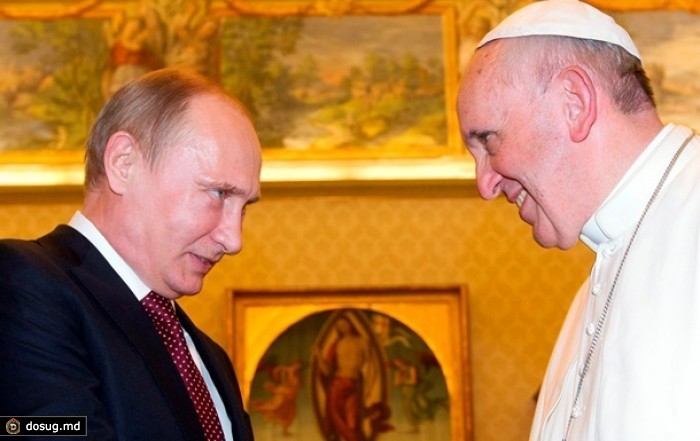 Ватикан просит Путина не опаздывать на встречу с Папой Римским