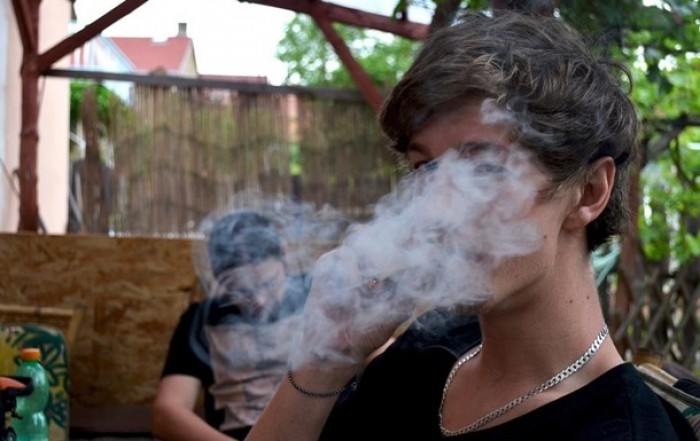 Легализация марихуаны снизила у подростков интерес к ней