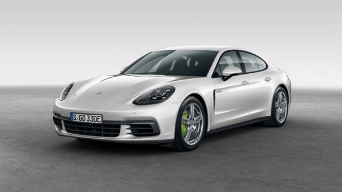 Представлен гибридный Porsche Panamera