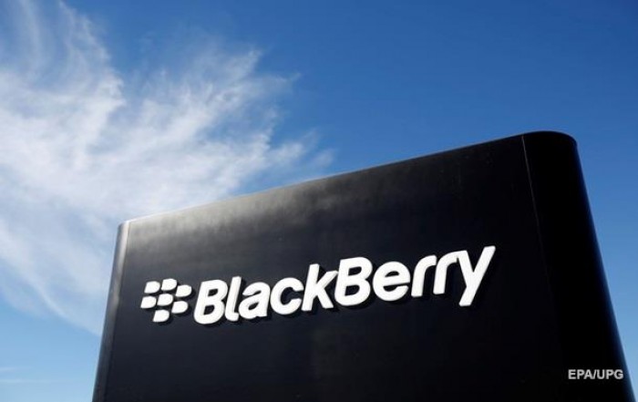 BlackBerry прекращает производство смартфонов