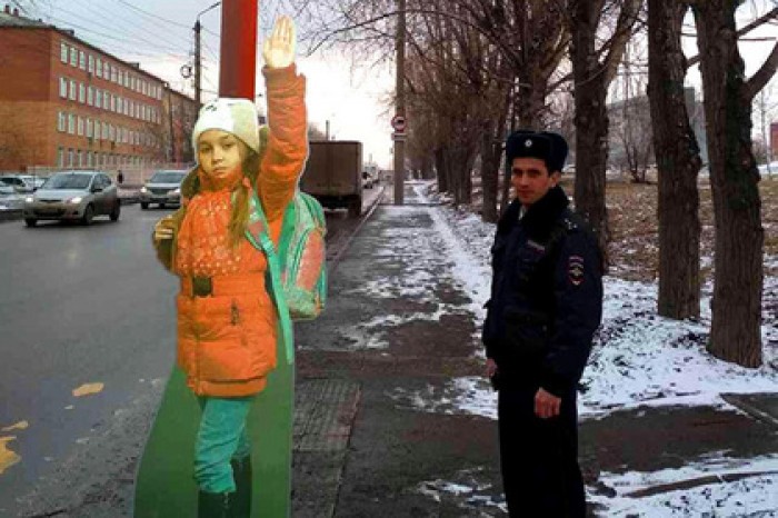 На красноярских дорогах возле школ появятся макеты ребенка