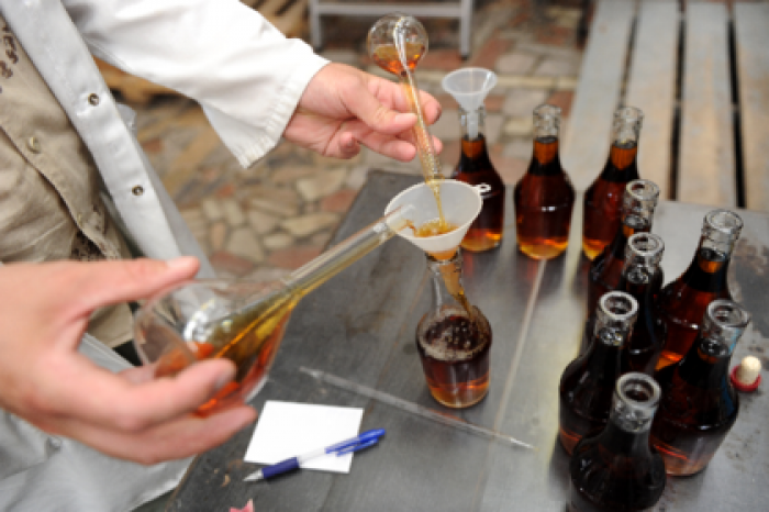 Стала известна доля фальсификата на рынке коньяка