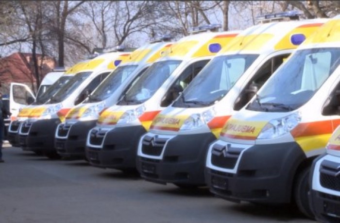 Автомобильный парк скорой помощи Молдовы пополнился десятью новыми машинами