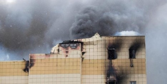 МЧС заступилось за пожарного, обвиненного в халатности при массовой гибели людей в ТЦ "Зимняя вишня"