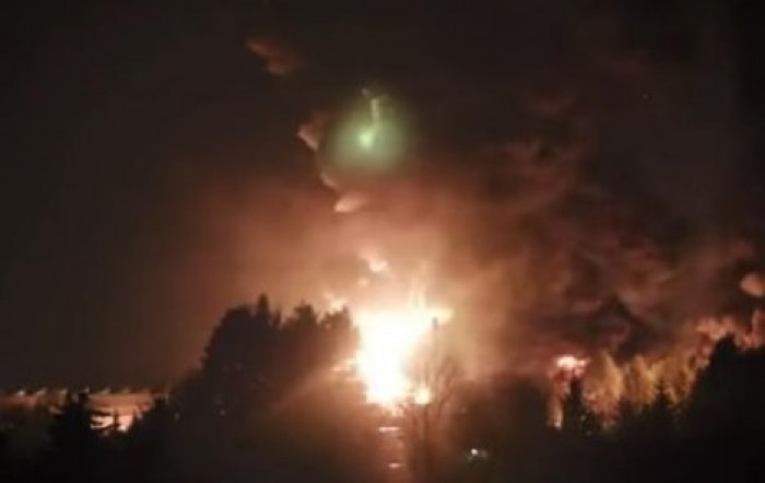 На юге Польши горел склад с химикатами