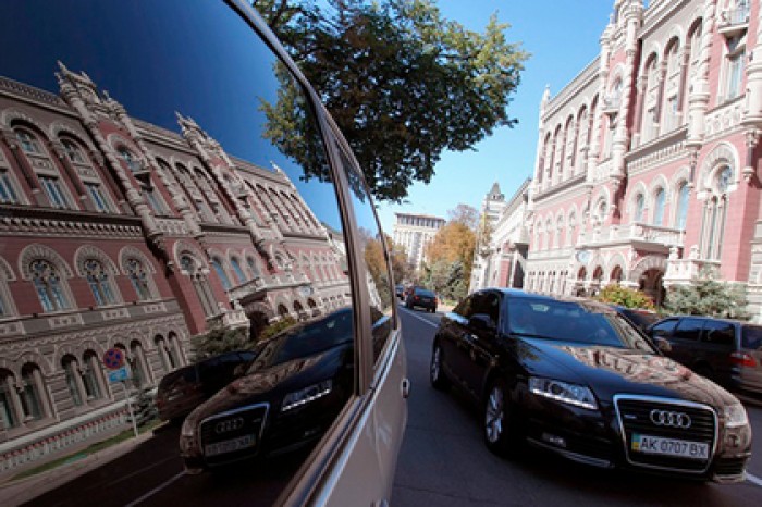 Украина собралась сильнее влезть в долги