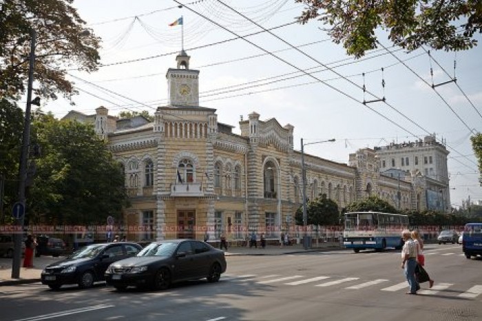 В течение месяца на столичных улицах будут тестировать электроавтобус из Беларуси