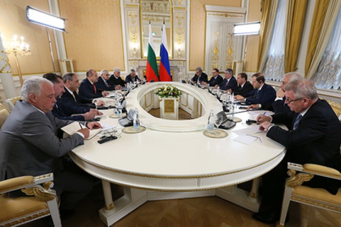 Болгария поманила Медведева новым газопроводом