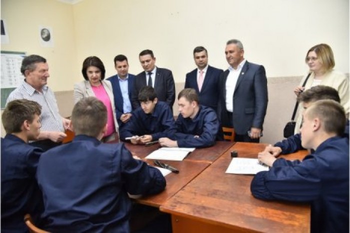 Министерство образования запустило кампанию по продвижению дуального образования