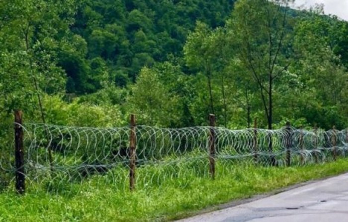 На участке границы Украины и Румынии поставили дополнительный забор