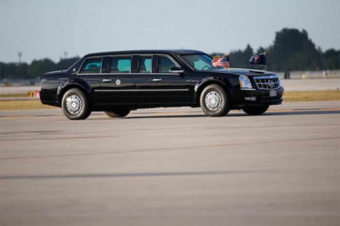 Новый лимузин Путина сравнили со «Зверем» Трампа