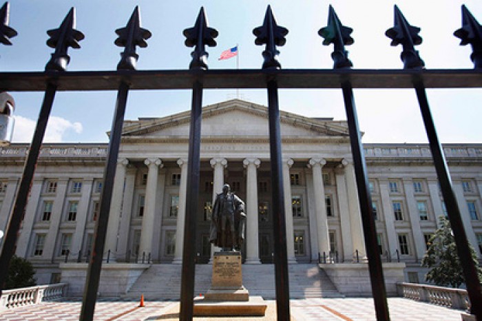 Россия одолжила денег США