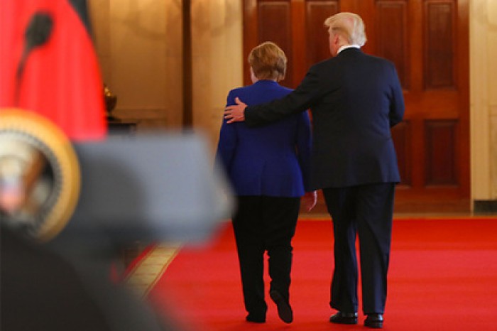 Трамп подбивал Меркель отказаться от «Северного потока-2»
