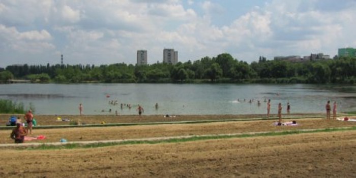 Врачи: купание в кишинёвских водоёмах черевато рядом серьёзных заболеваний