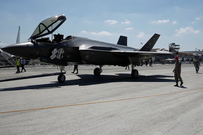 В США назвали уязвимость F-22 и F-35 перед Россией
