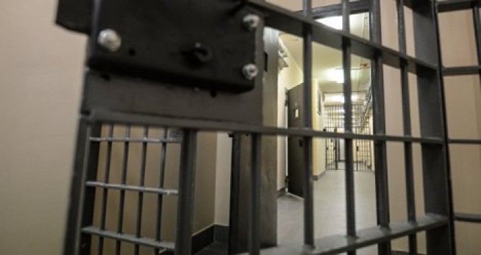 До 12 лет тюрьмы: В Молдове ужесточат наказание за подстрекательство к самоубийству