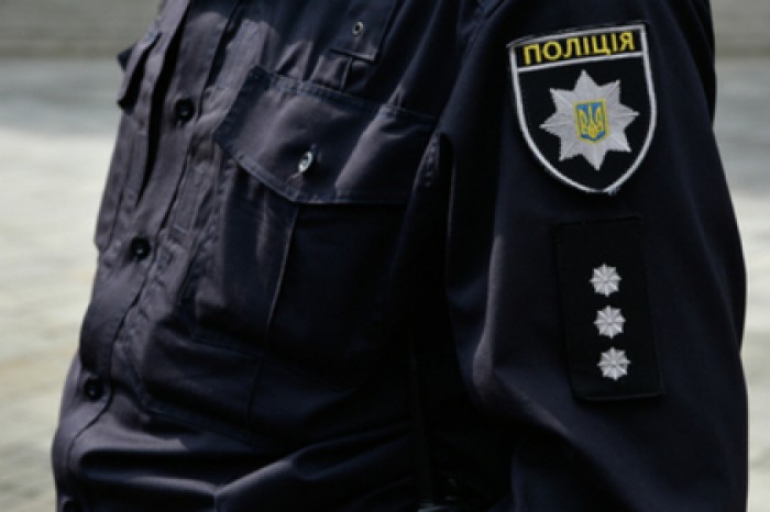 На выборах под Одессой пострадали 13 полицейских
