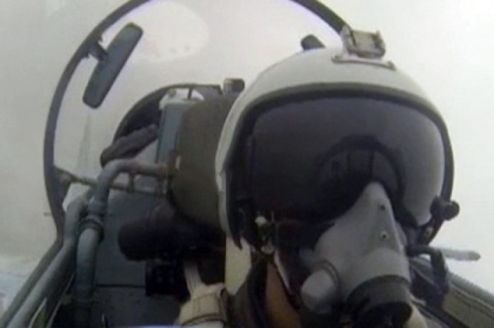Полет Су-35 на сверхмалой высоте попал на видео