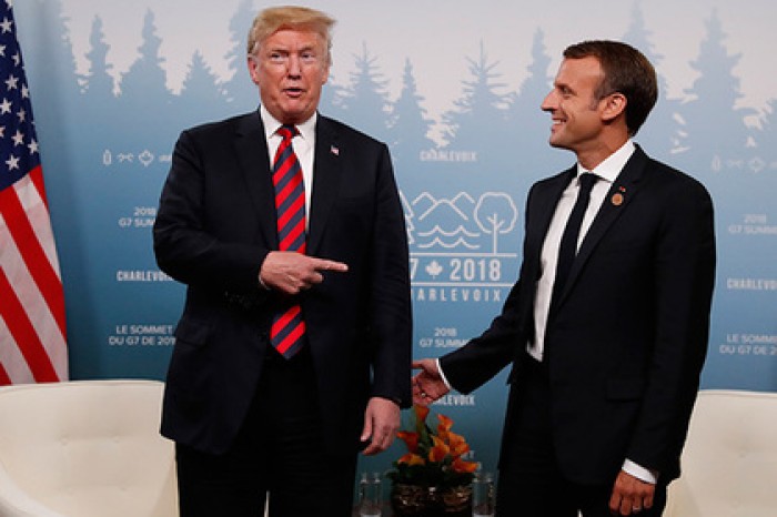 Трамп соблазнял Макрона сделкой ради выхода Франции из ЕС