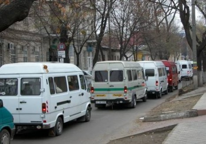 В Кишинёве изменят маршрут транспорта из-за ремонтных работ на улице Букурешть