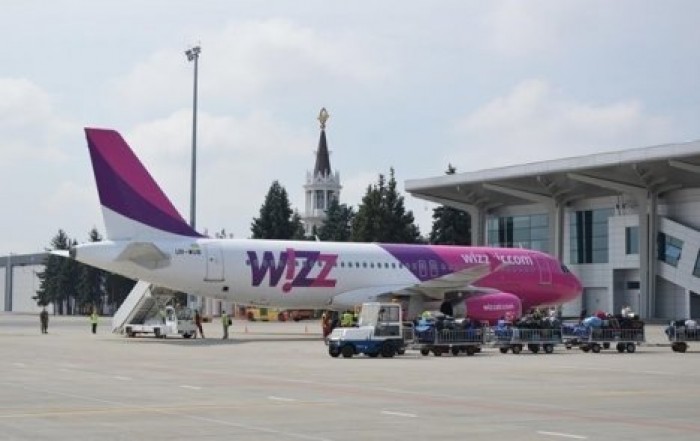 Wizz Air отменил бесплатный провоз ручной клади