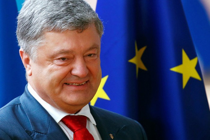 Порошенко пожелал Трампу вернуть Путина на «путь истинный»