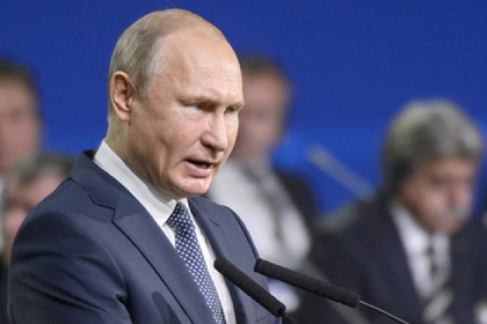 Путин высоко оценил работу России по борьбе с вирусом Эбола
