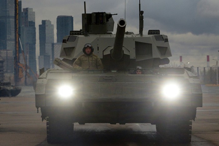 Россия открестилась от «Армат» и «Бумерангов»